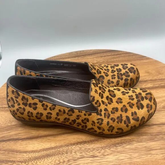 Dansko Olivia Loafers Womens 7.5 / 38 Animal Print Calf Hair Flats Comfort Shoes