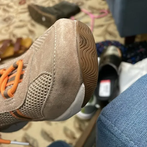Dansko tan/orange tennis shoes size 38