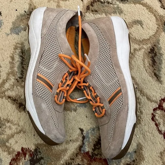 Dansko tan/orange tennis shoes size 38