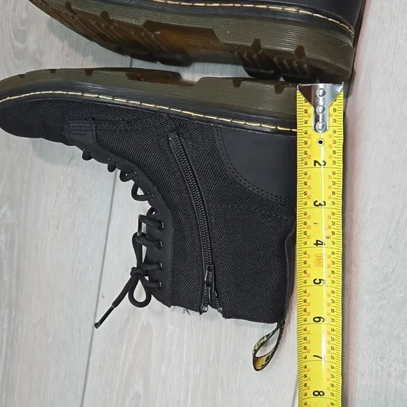 Dr.Martens Womens Combs Y High Top Moto Boots shoes sz 7