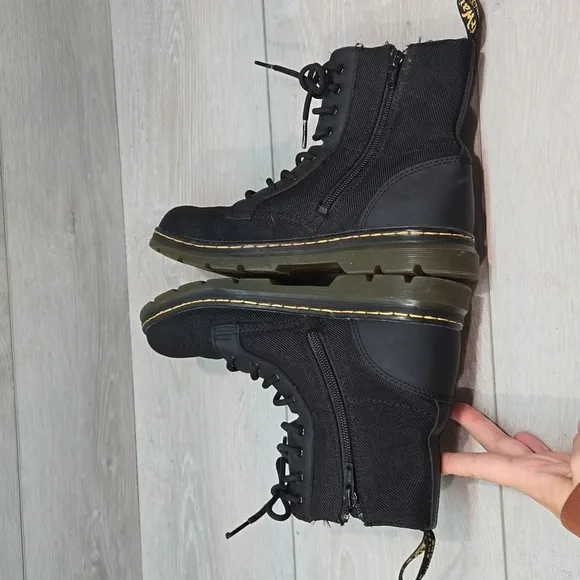 Dr.Martens Womens Combs Y High Top Moto Boots shoes sz 7