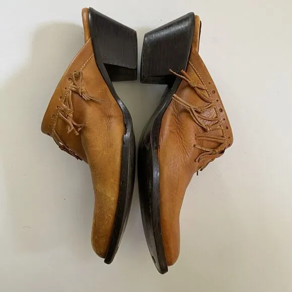 Durango Slid On Leather Heeled Shoes Women’s 7 Light Brown Boho Western Fringe