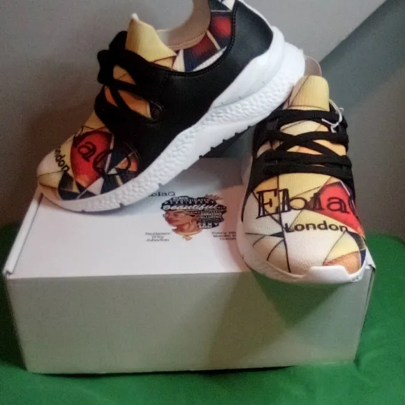 EbiaQ Tennis Shoes