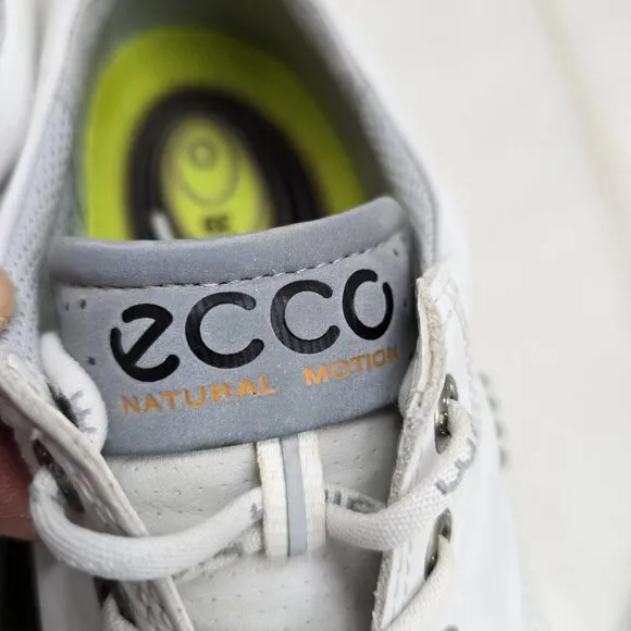 ECCO Biom Hybrid Hydromax White Spikeless Yak Leather Comfort Golf Shoes