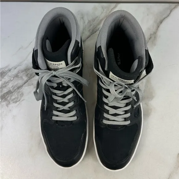 EUC Levi's BB Hi Men's High-Top Sneakers Tennis Shoes Gray Black, Sz 11