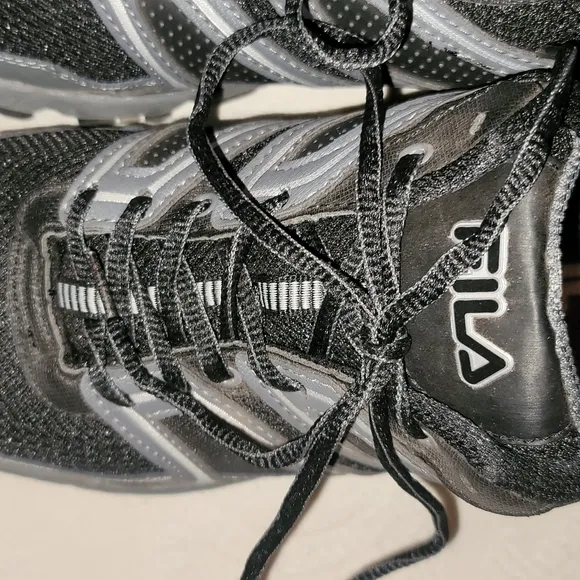 Fila shoes athletic black and gray, tennis shoes, sneakers sz 12
