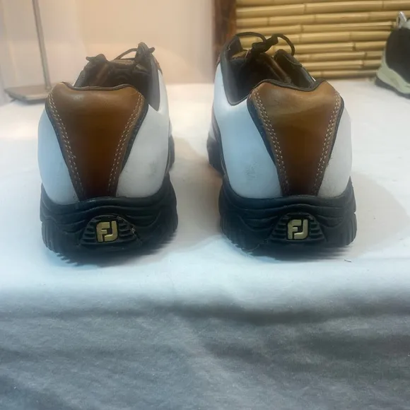 Footjoy Contour Series Mens7 1/2‎ White Brown Medium GolfShoes Leather 54002