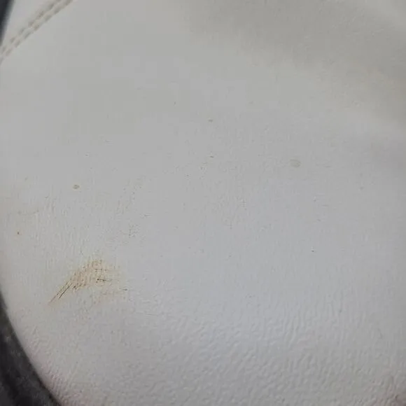 FootJoy FJ White and Tan Saddle‎ Shoe Cleats Size 7