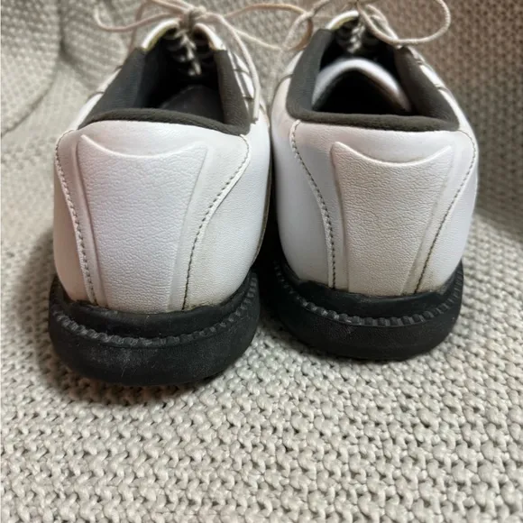 FootJoy Men’s Golf Shoes,‎ Size 10 M