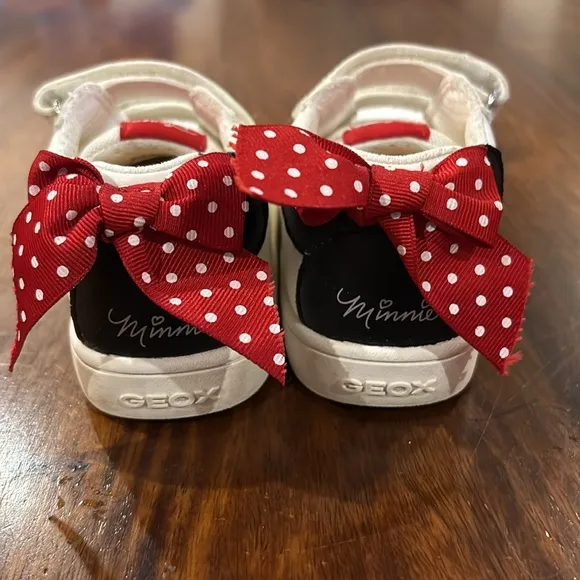 Geox 9T US Minnie Mouse Bow Tennis Shoes