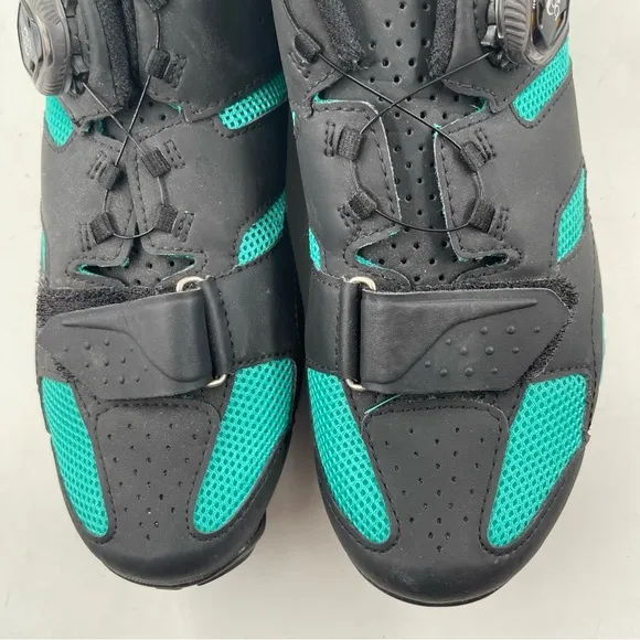 Giro Womens Sage Boa-SZ 9-Green Black Mountain Biking Spin Cycle Shoes