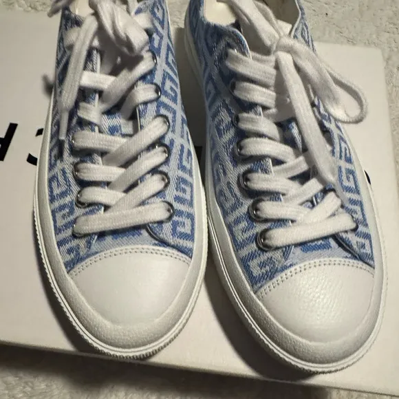 Givenchy city low sneakers shoes size 39