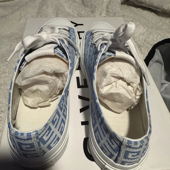 Givenchy city low sneakers shoes size 39