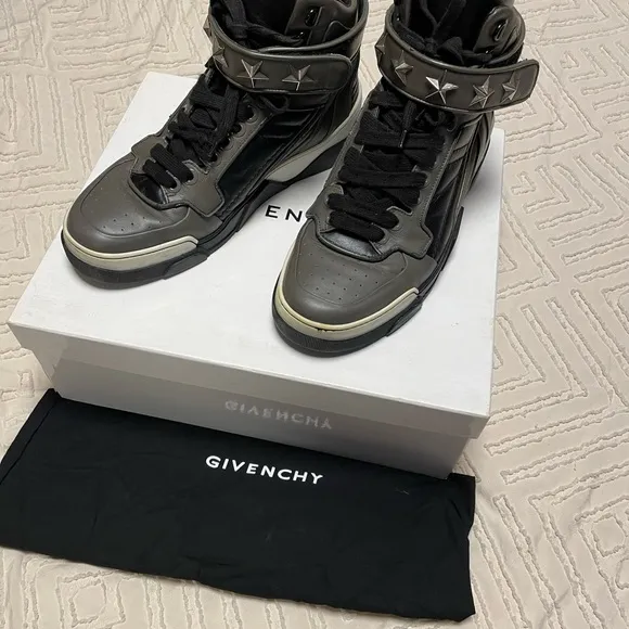 Givenchy Men's Tyson High-Top Sneakers - Black and Grey