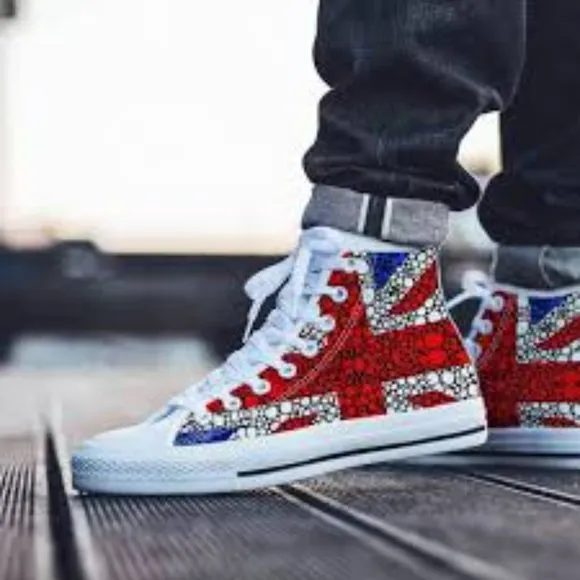 Gola White &amp; Red Quota Union Jack Low Cut Sneaker