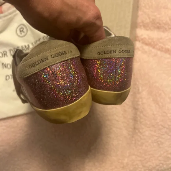 GOLDEN GOOSE SUPER STAR shoes.