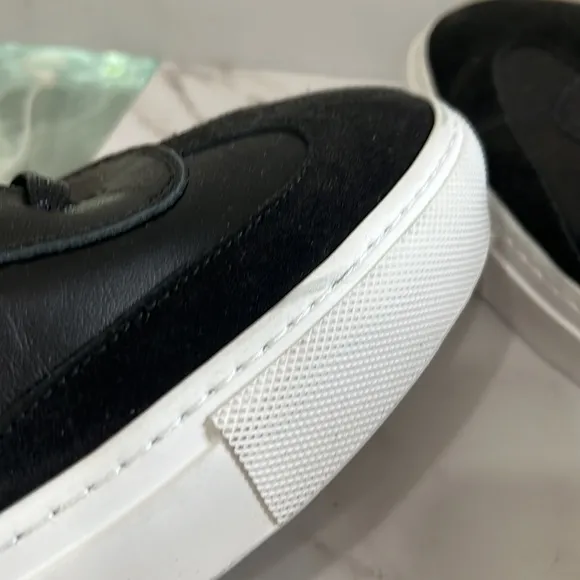 Good man brand legend court black low top shoes men’s sz 12.  (04)
