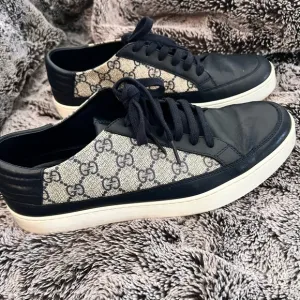 Gucci men’s low top trainers size 38 US 9.5