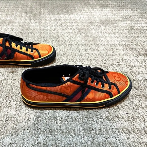 Gucci - Old Style Tennis Shoes - Size 9 (Italy) - Excellent Condition