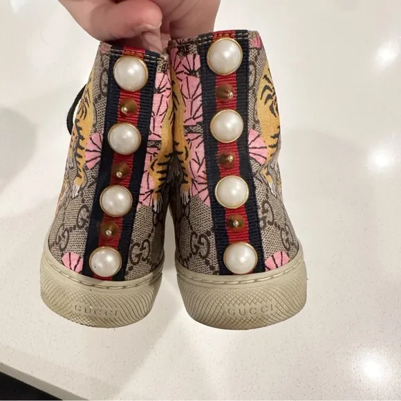 Gucci Tiger Supreme Monogram Bengal Pearl High Top Sneakers Women’s Sz 7.5