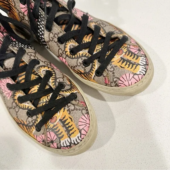 Gucci Tiger Supreme Monogram Bengal Pearl High Top Sneakers Women’s Sz 7.5