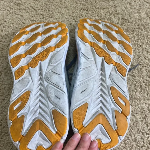 Hoka Clifton 8 athletic shoes sneakers gray orange size 8 preowned