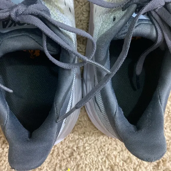 Hoka Clifton 8 athletic shoes sneakers gray orange size 8 preowned