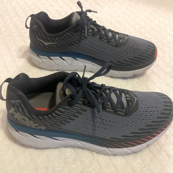 Hoka Men's athletic shoes, M Clifton 5.  Black and Gray, size 9, worn minimally