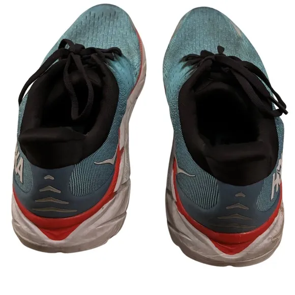 Hoka One One Clifton 8 in Real Teal Aquarelle 9.5D