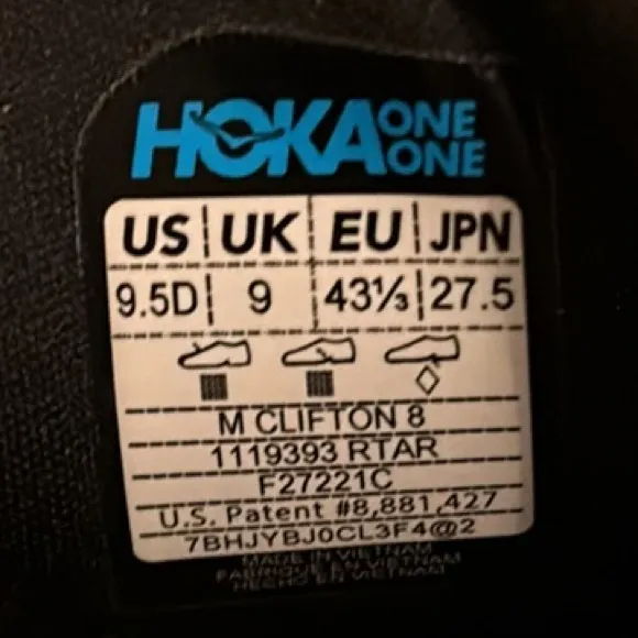 Hoka One One Clifton 8 in Real Teal Aquarelle 9.5D