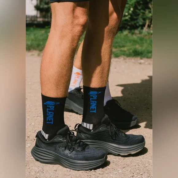 HOKA ONE ONE Men’s Bondi 8 Running Shoes Triple Black