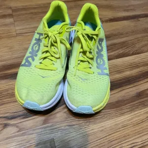 Hoka One One Rocket X Carbon Plated Running Shoes Neon Yellow Size 10