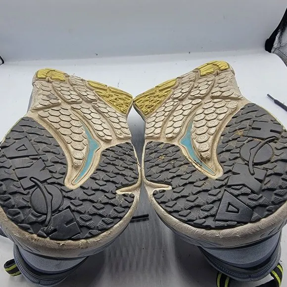 HOKA One One W Bondi 4 Womens Size 8.5 Hydrangea Road Running Shoes 1007862