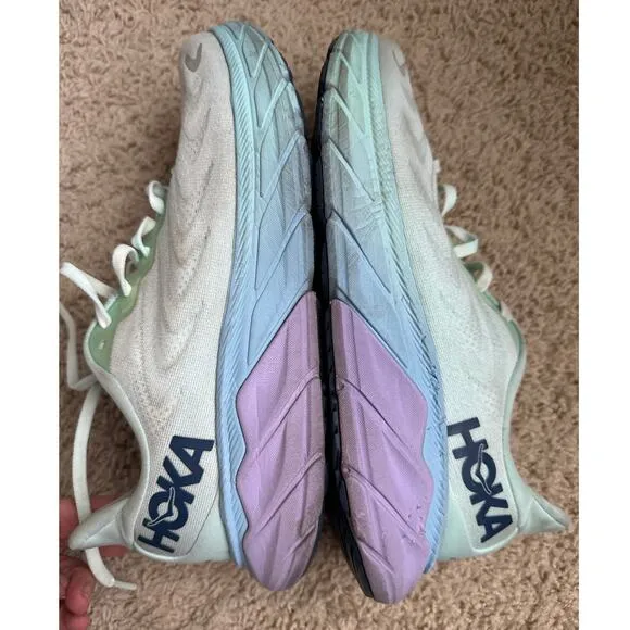 HOKA One One Women Arahi 6 Tennis Shoes Sneakers 8.5