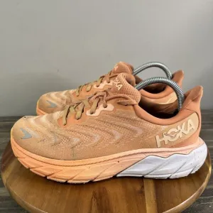 HOKA ONE ONE Women's Size 9B ARAHI 6  Running Shoes Orange Sneaker 1123195 SBSOR