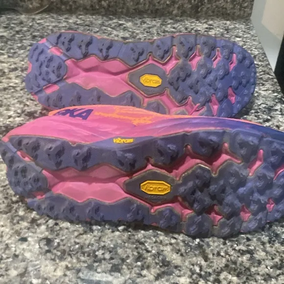 Hoka speedgoat speed goat 5 women  running trail shoes Sz 10