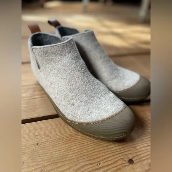 Huckberry Greys Boiled Wool Outdoor Slipper Boots Mens Size 9 Oatmeal Color