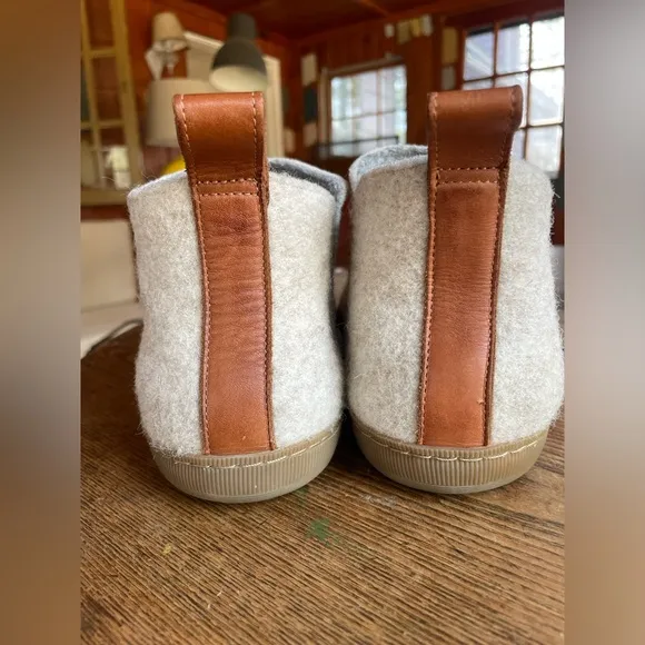 Huckberry Greys Boiled Wool Outdoor Slipper Boots Mens Size 9 Oatmeal Color