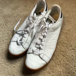 J Crew x New Balance 791 (size 8)