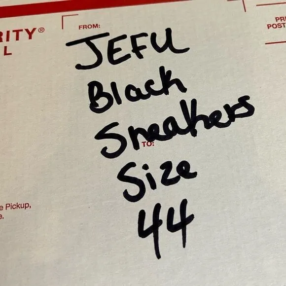 JIEFU Steel Toe Black Sneakers Size 44/ Men’s Size 9