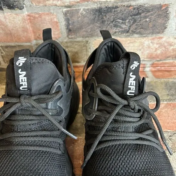 JIEFU Steel Toe Black Sneakers Size 44/ Men’s Size 9