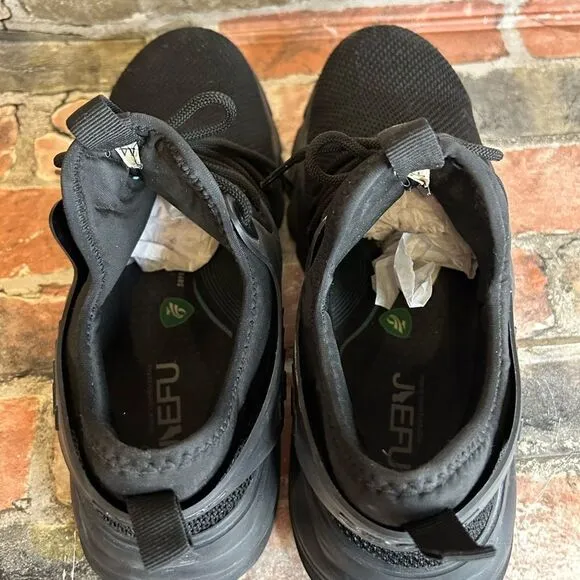 JIEFU Steel Toe Black Sneakers Size 44/ Men’s Size 9