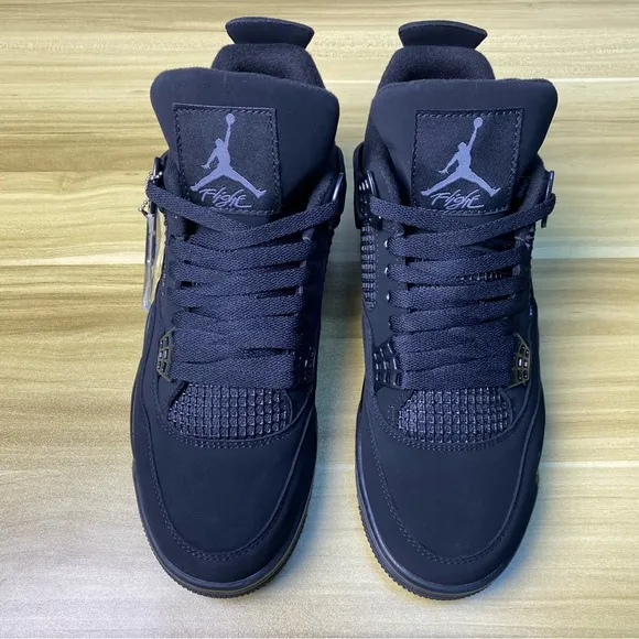 Jordan 4 Black Cat Retro Mid Shoes Sneakers size M8.5/ W10 (Pre-owned)