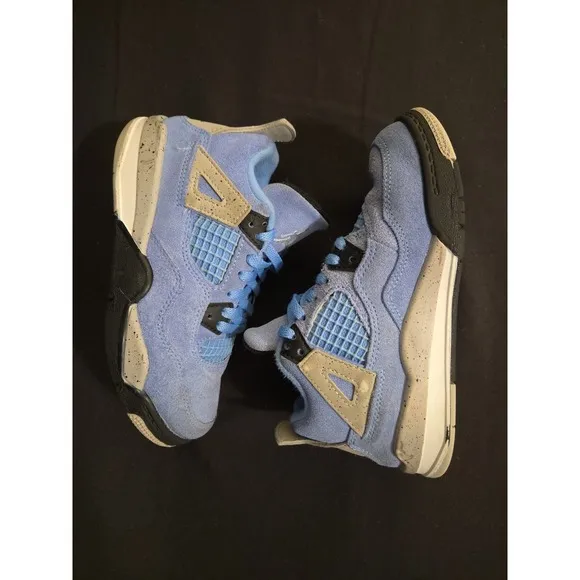 Jordan 4 Retro Kids 11.5c  UNC University Blue baby blue  nike