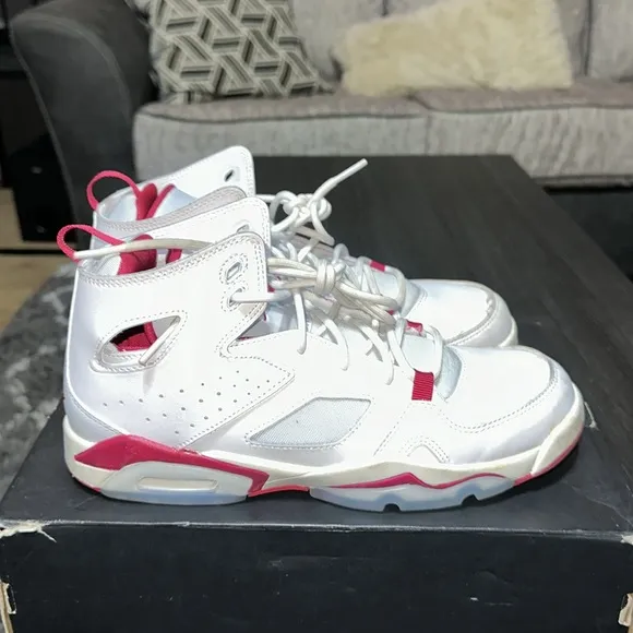 Jordan Flight Club 91 White Mystic Hibiscus Basketball Shoes.(GS)