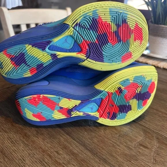 Jordan Luka Doncic Signature Basketball Shoes Performance Sneakers Youth‎ 3.5Y