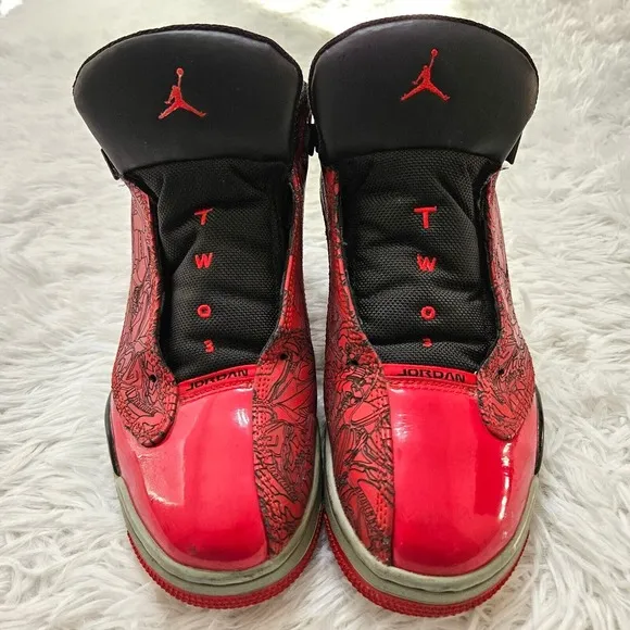 Jordan Men's Two3 Red &amp; Black Lace Up High Top Sneaker‎ Shoes Sz 8