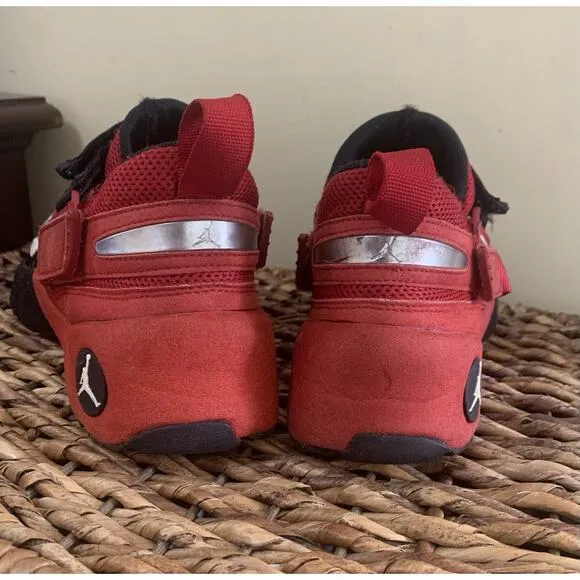 Jordan Red And Black 5.5 Youth Comfort Sneakers