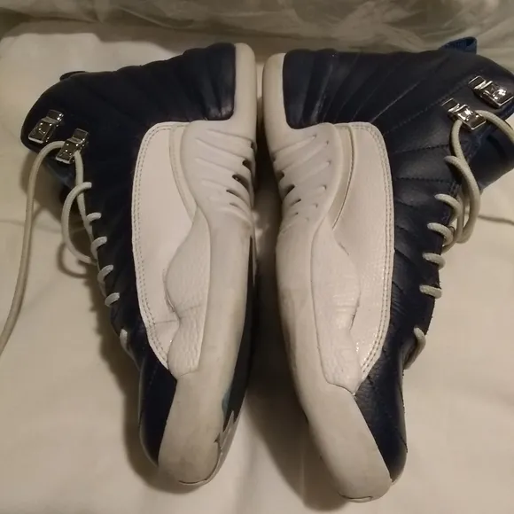 Jordans No23 tennis shoes