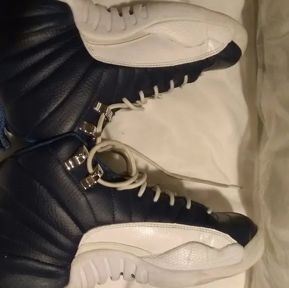 Jordans No23 tennis shoes